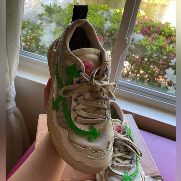 Off-White Odsy 1000 Arrow Trainer - Picture 4 of 8